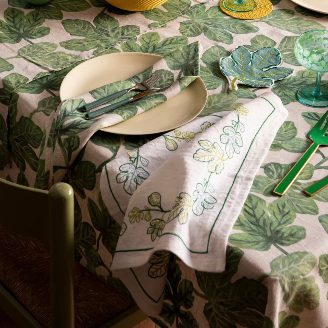 Bonnie &amp; Neil - Fig Green Embroidered Napkin - The Flower Crate