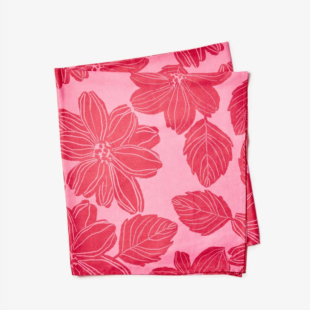 Bonnie &amp; Neil - Margot Tablecloth, Pink - The Flower Crate