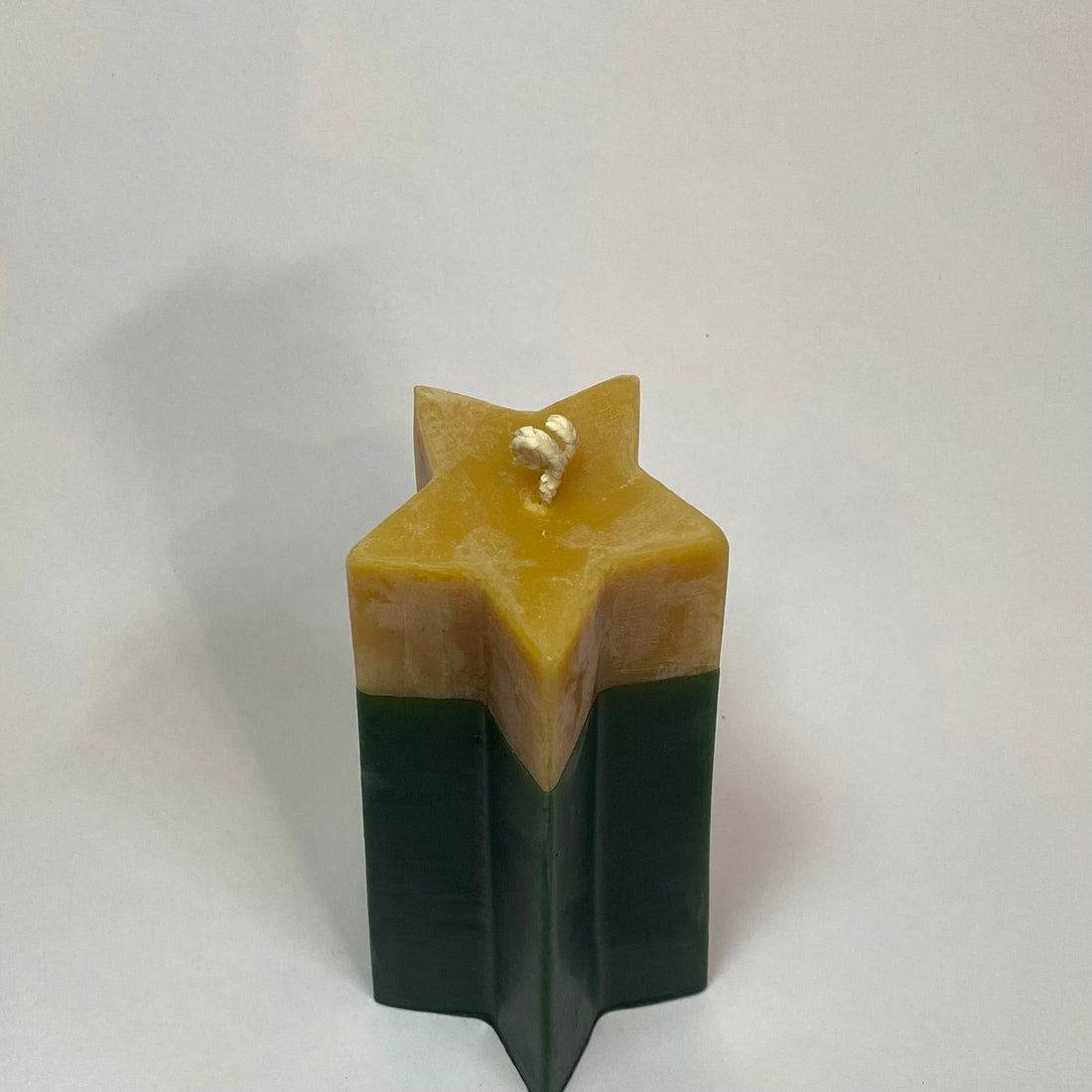 Hohepa - Beeswax Star Candle - The Flower Crate