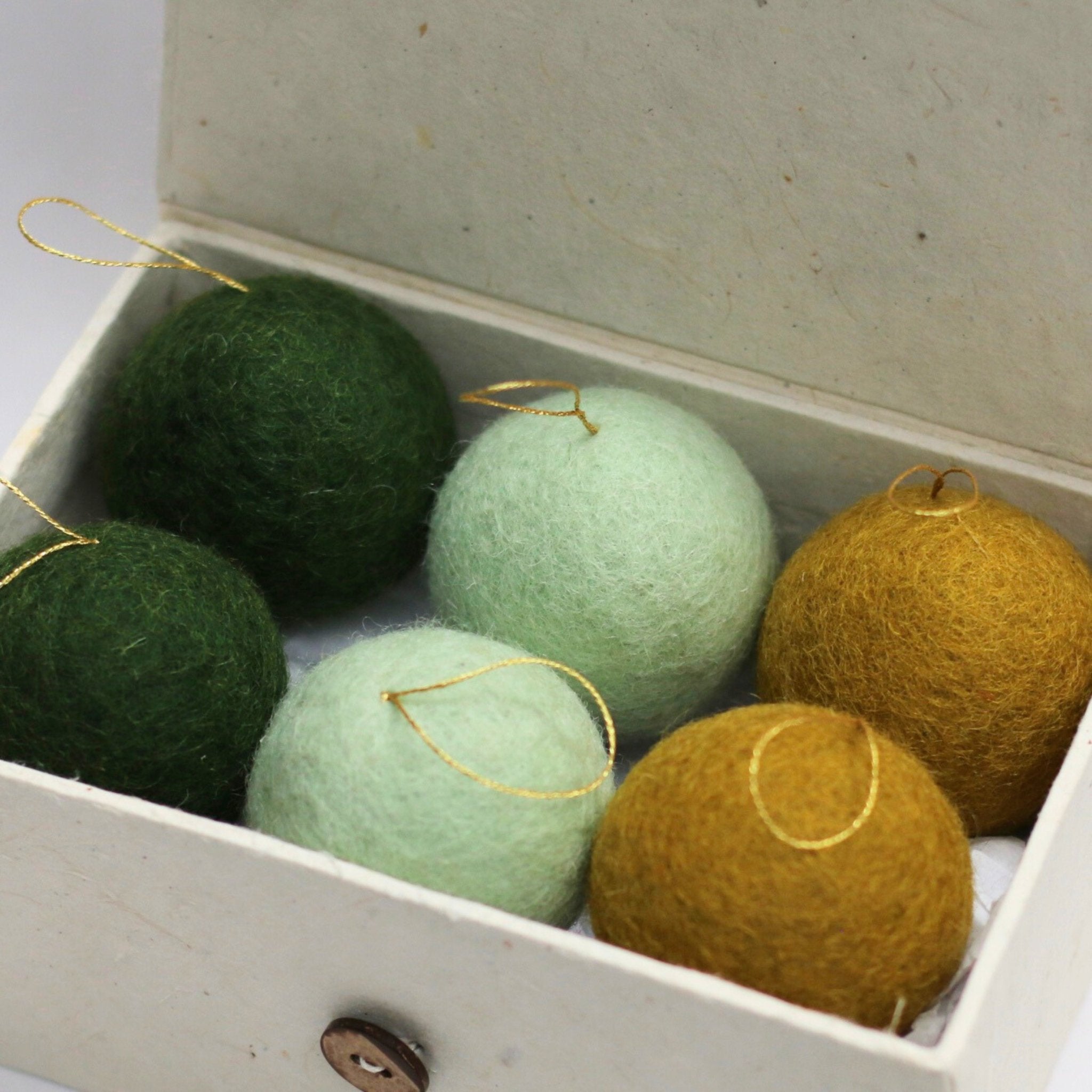 Muskhane - 6 Christmas Hanging Ornaments, Harmony Olive - The Flower Crate