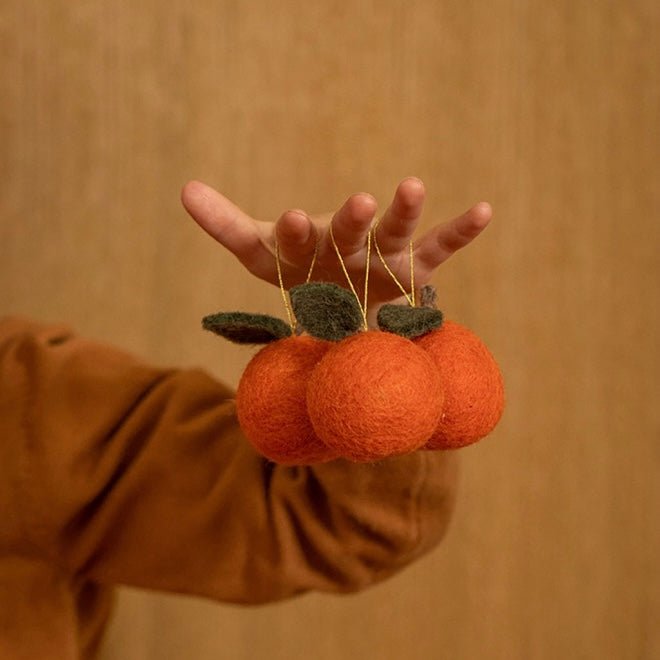 Muskhane - Hanging Felt Clementine Decoration - The Flower Crate