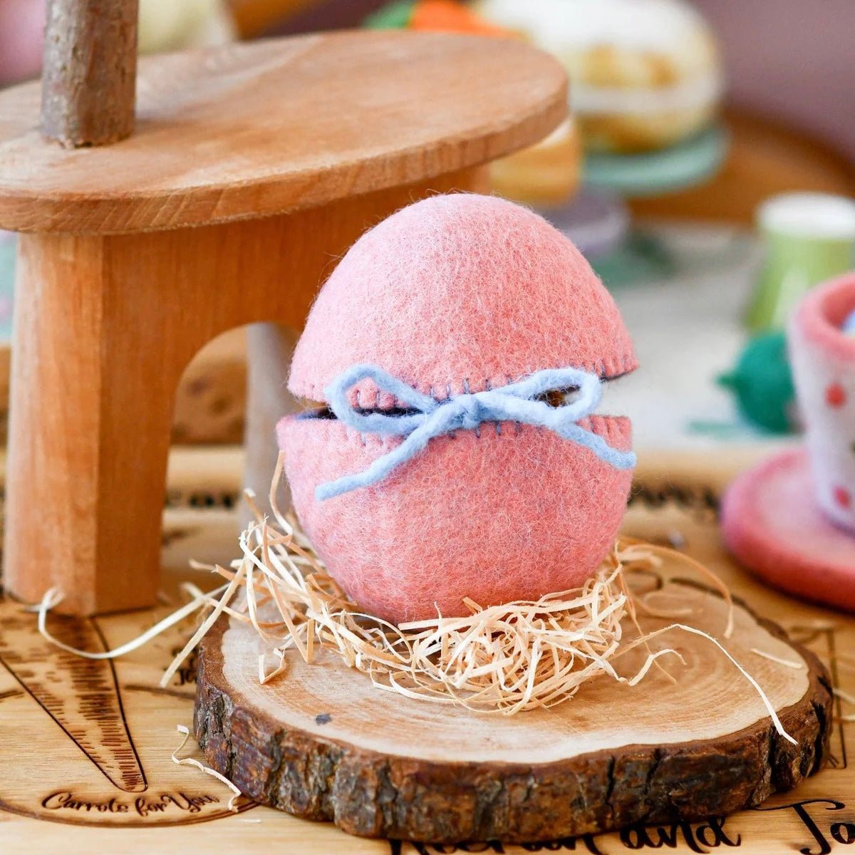 Tara Treasures - Surprise Felt Egg with Hen - The Flower Crate