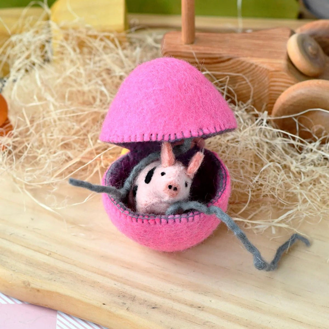 Tara Treasures - Surprise Felt Egg with Piglet - The Flower Crate