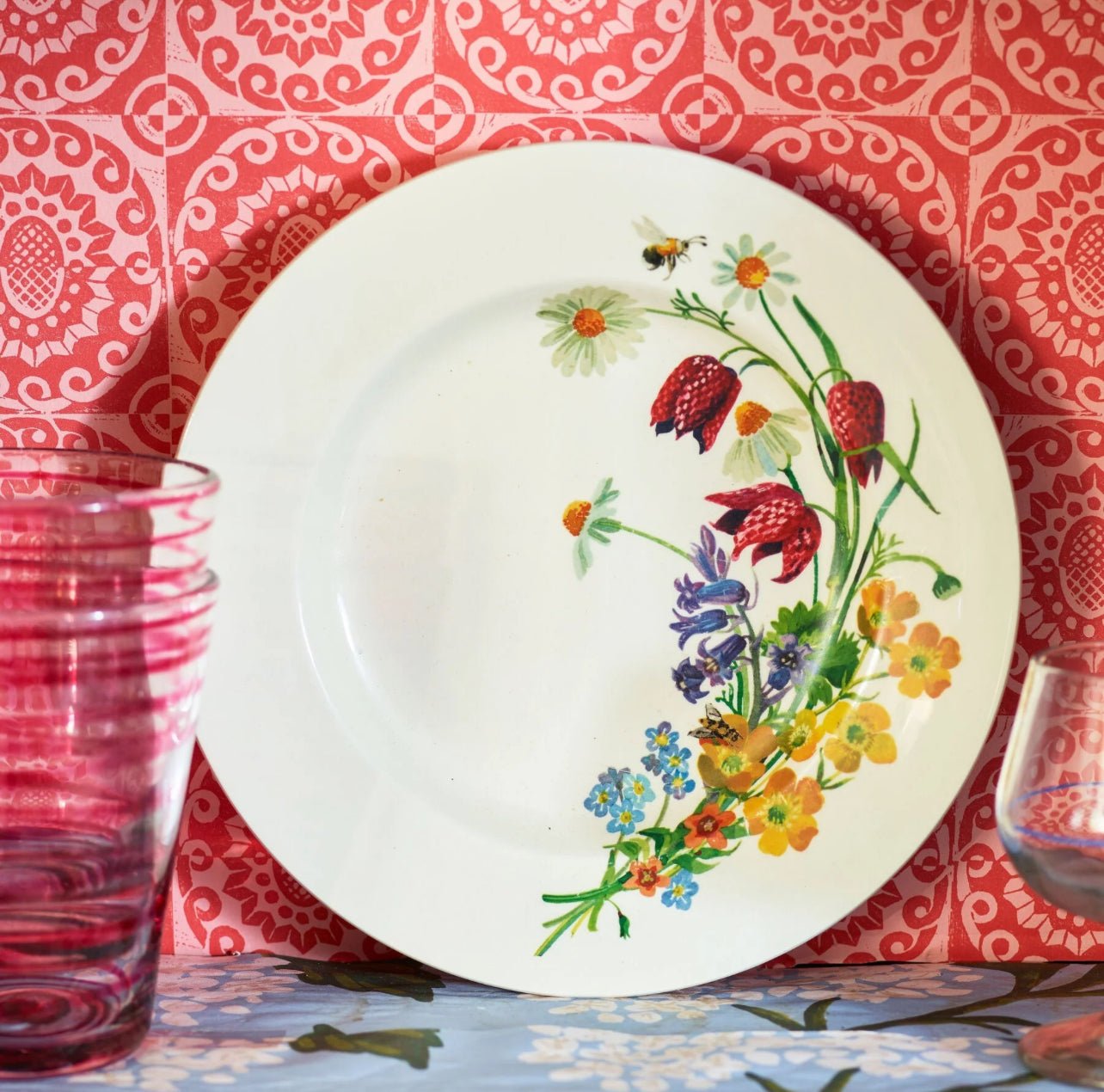 Wild Flowers 8 ½&quot; Plate by Emma Bridgewater - The Flower Crate