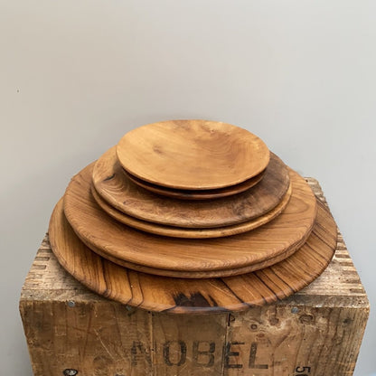 Teak Plates - The Flower Crate